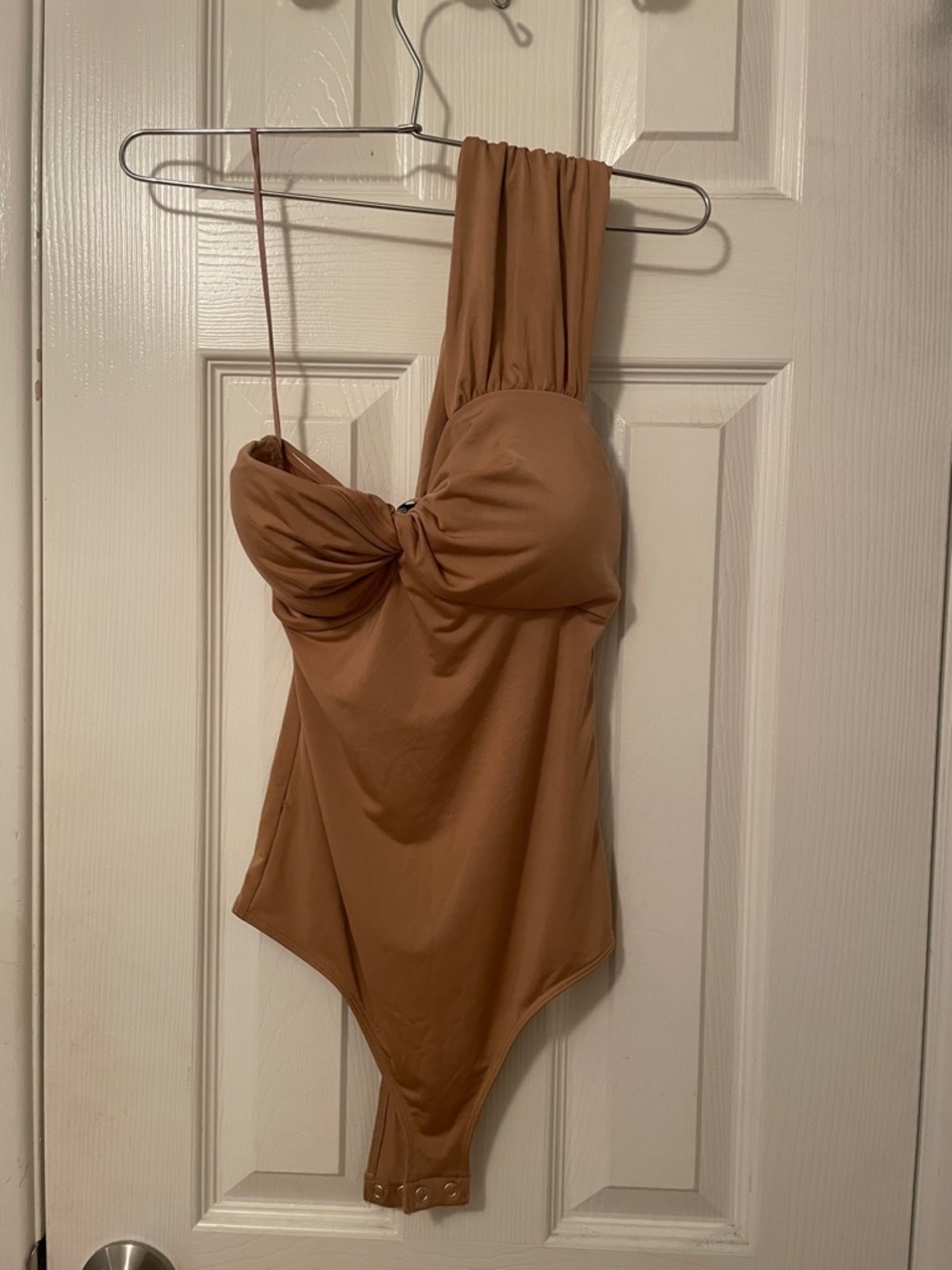 Express One-Shoulder Bodysuit in Camel Brown